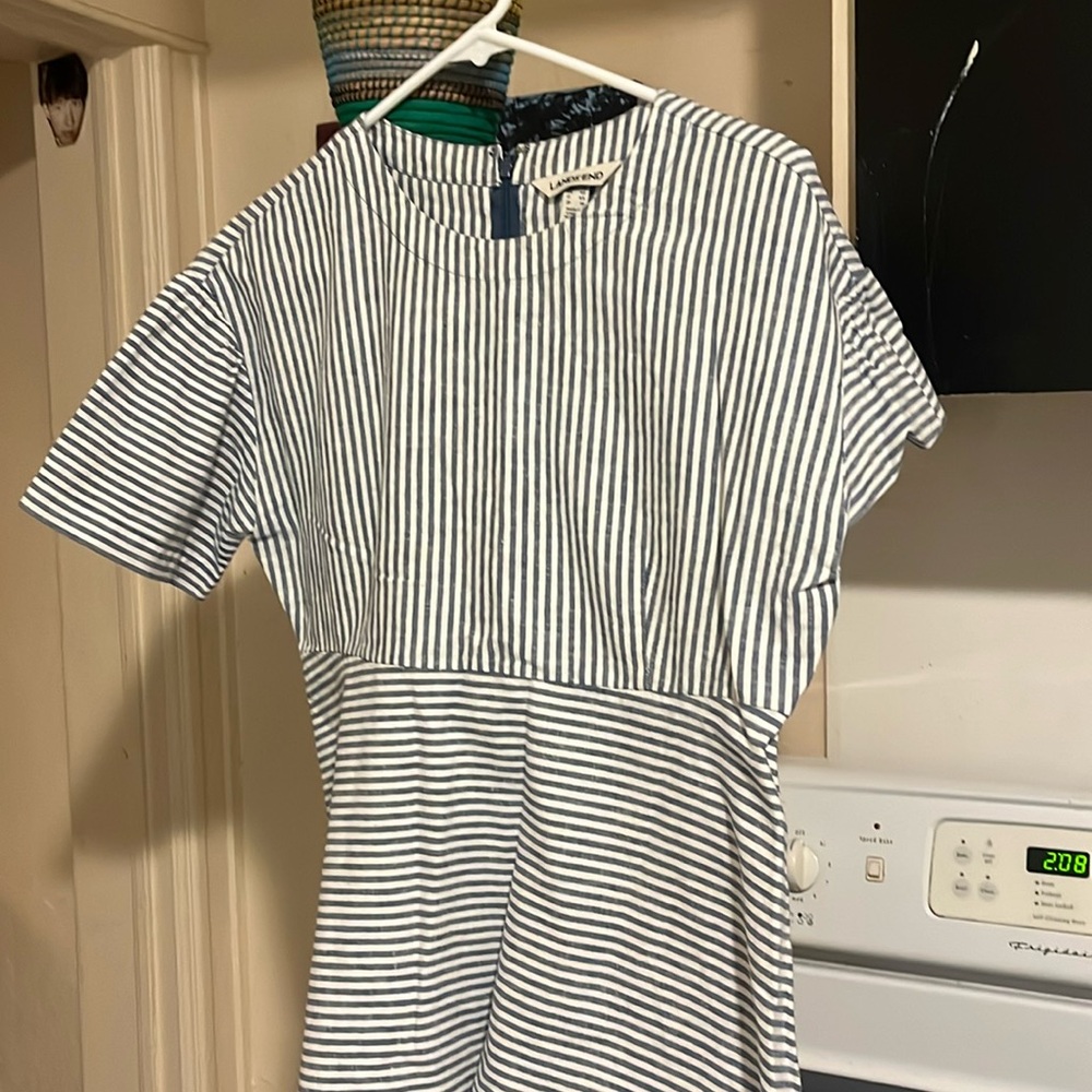 Lands end Casual linen US 8 blue and white zipper